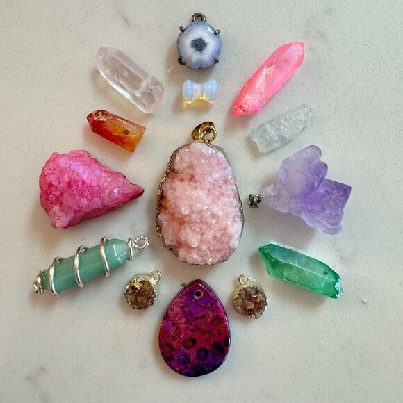 Crystal Druzy and Gemstone Pendant Lot with Moonstone and Amethyst - Picture 13 of 16